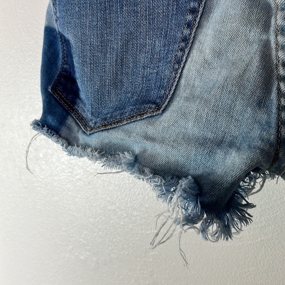 Blank NYC Andrea Frost Cuff Off Shorts Women's Size 25 Blue Patchwork Denim - Picture 10 of 14